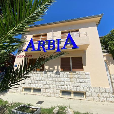 Villas Arbia - Magdalena By The Beach Banjol Luaran gambar