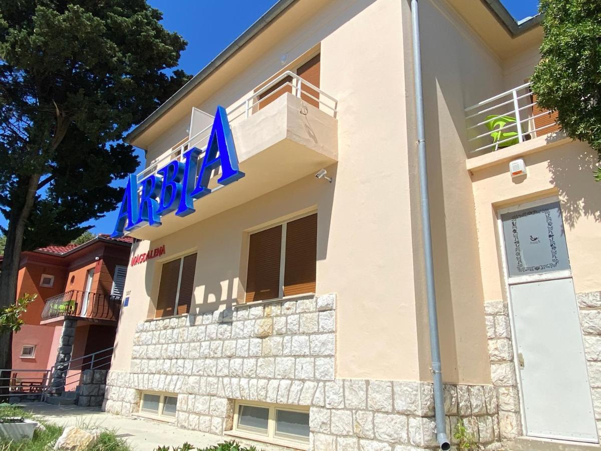 Villas Arbia - Magdalena By The Beach Banjol Luaran gambar