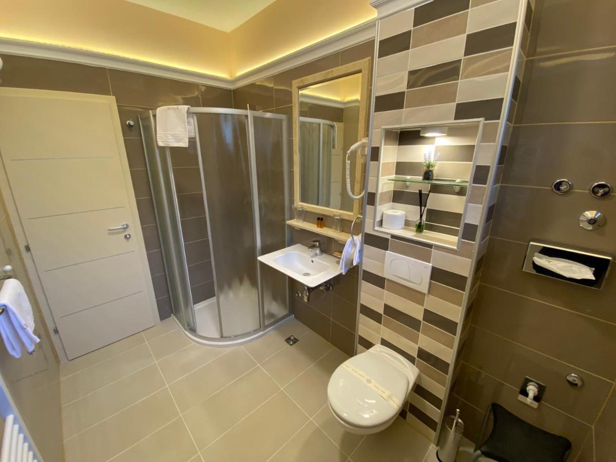 Villas Arbia - Magdalena By The Beach Banjol Luaran gambar