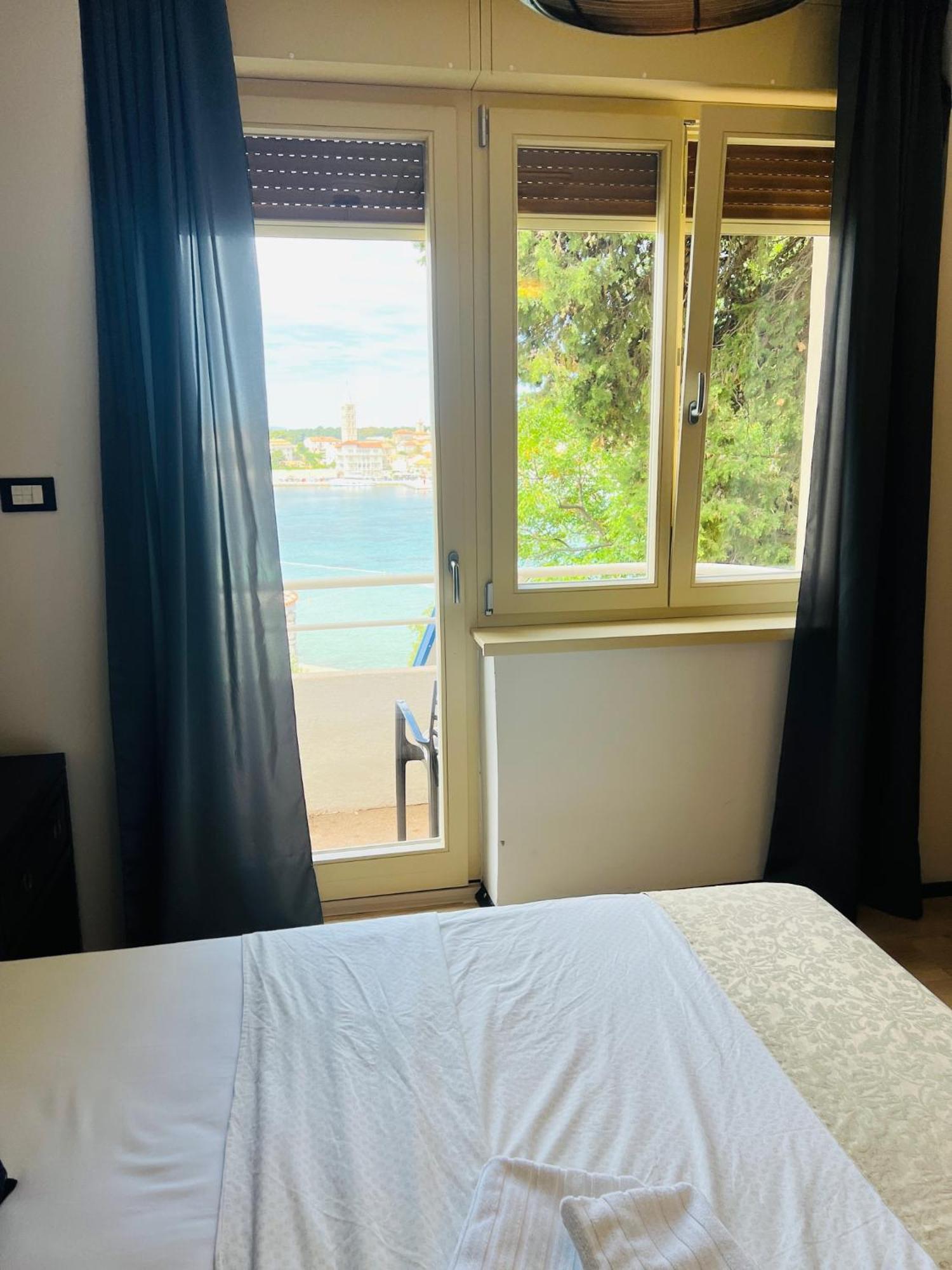 Villas Arbia - Magdalena By The Beach Banjol Luaran gambar